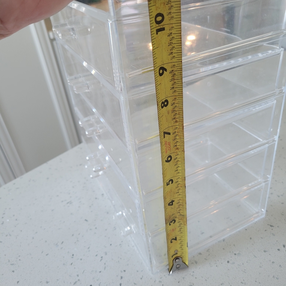 Sleek Clear Acrylic Makeup Organizer with Multiple Compartments - Picture 7 of 8